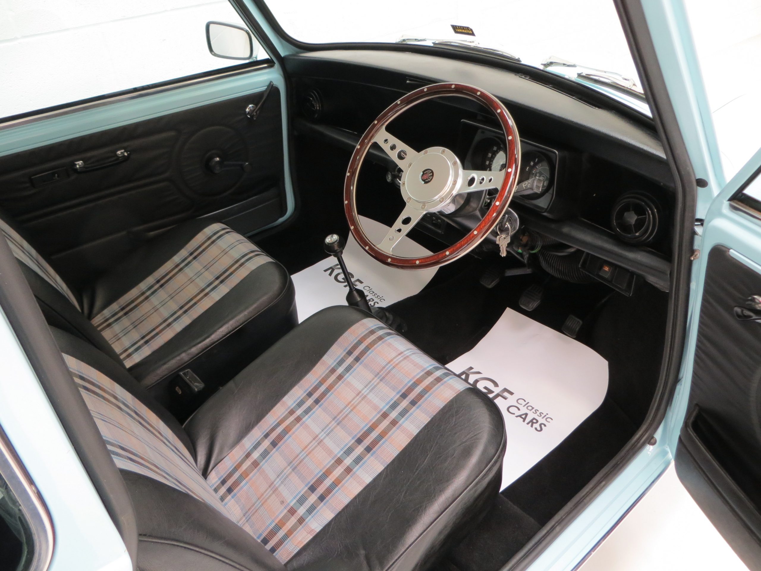 Mini Cooper Replica Baby Blue – KGF