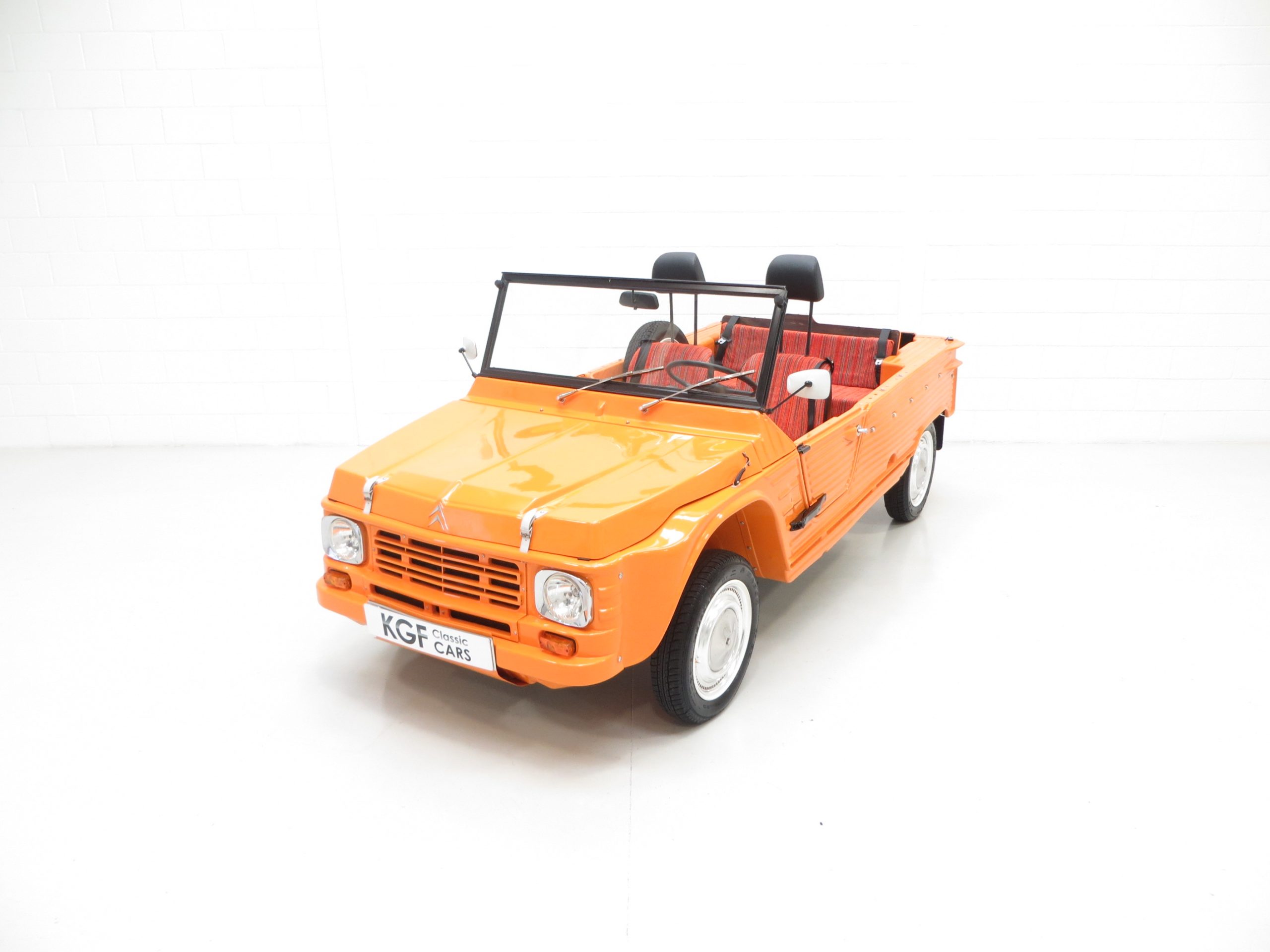 1:18 Citroën Dyane 6 Cabriolet Tuileries green 1975 Norev
