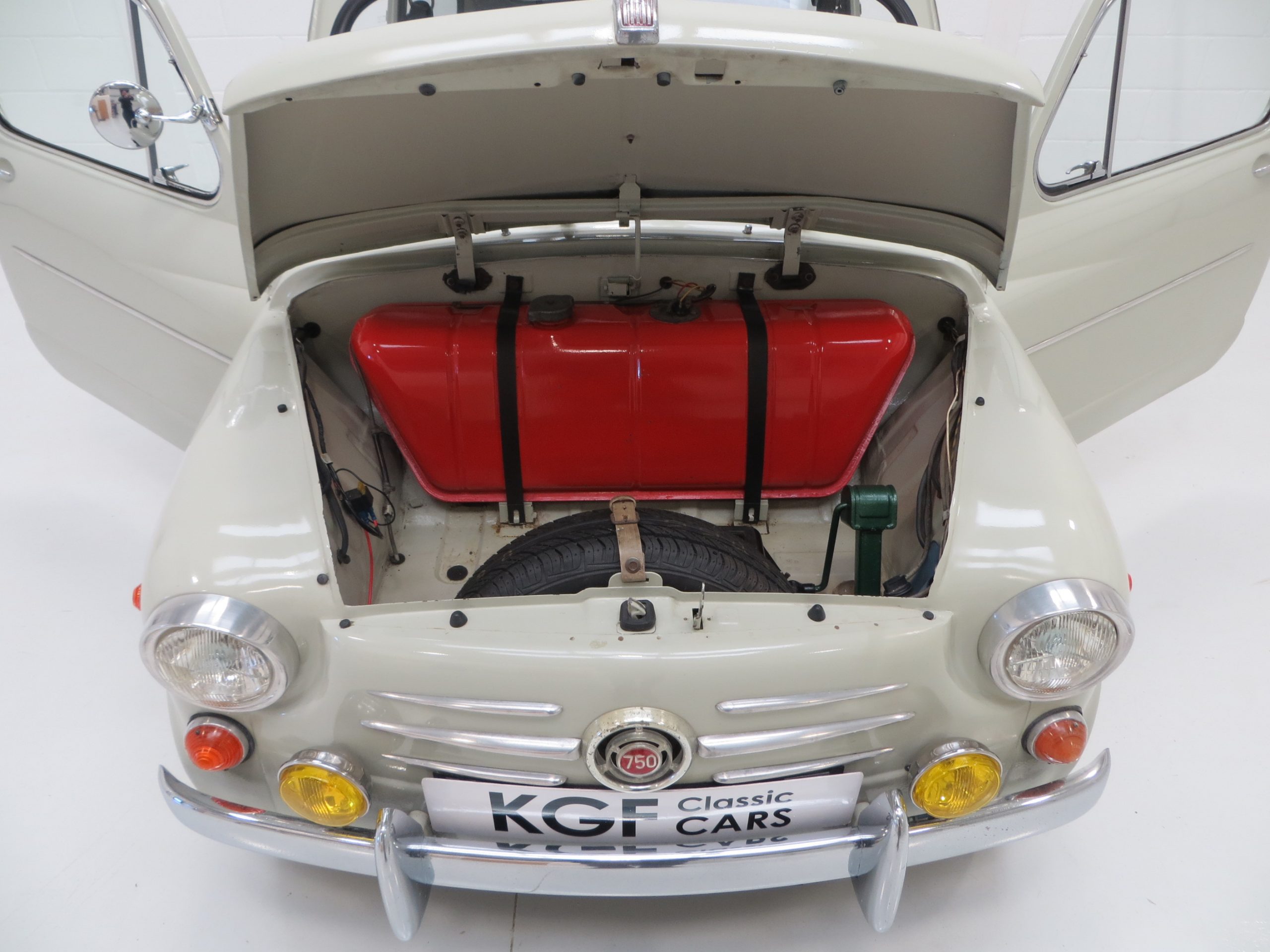 Fiat 600D – KGF