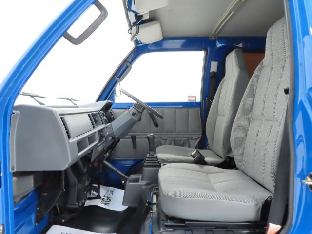 Little Rascal Van Vauxhall Rascal Van – KGF