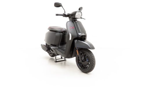 Feature image Lambretta V 200 Special